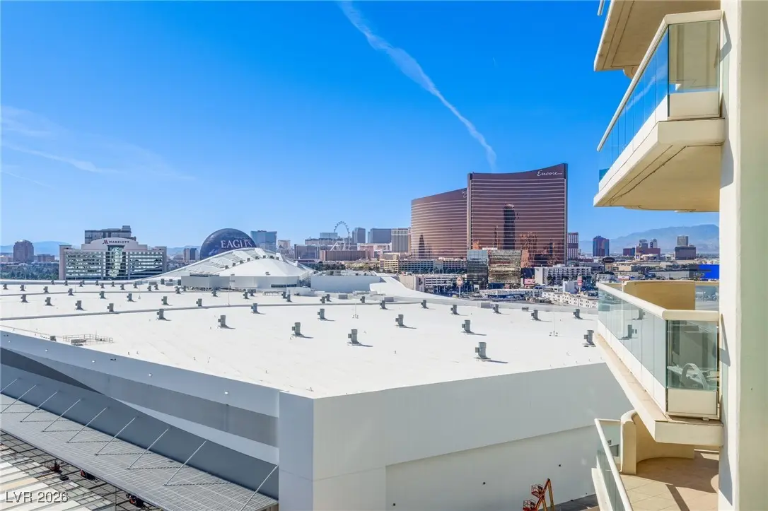 Photo of Listing #2752444