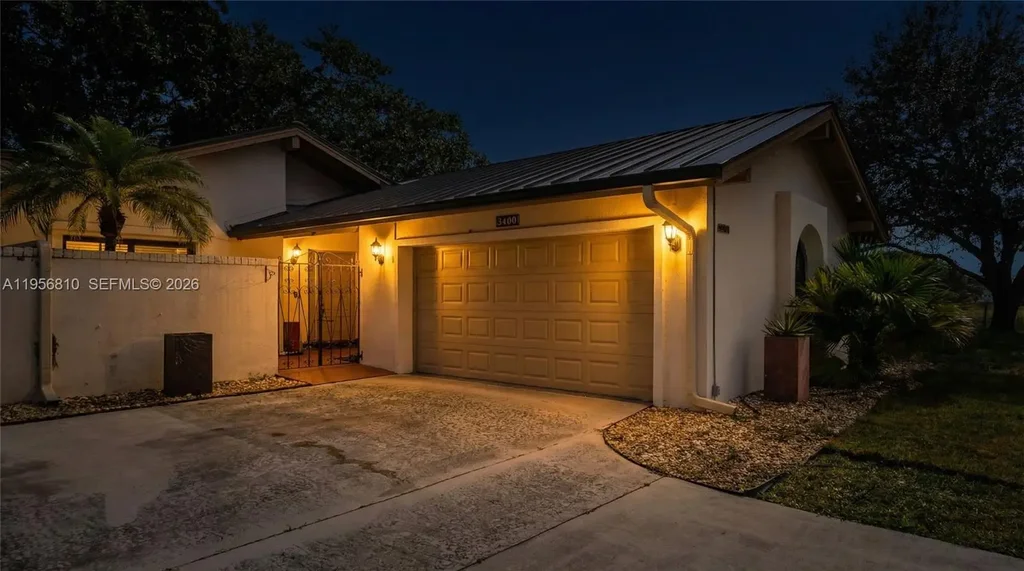 3400 Cherry Garden Cir 156, Lauderhill