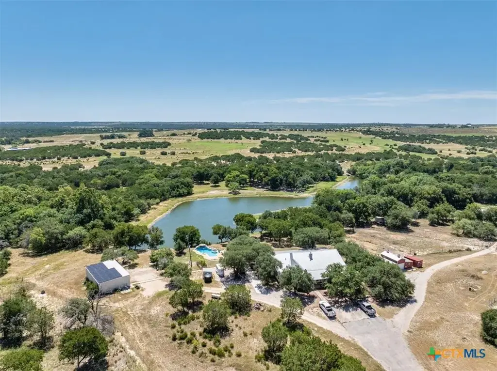 6101 Cr 208, Lampasas