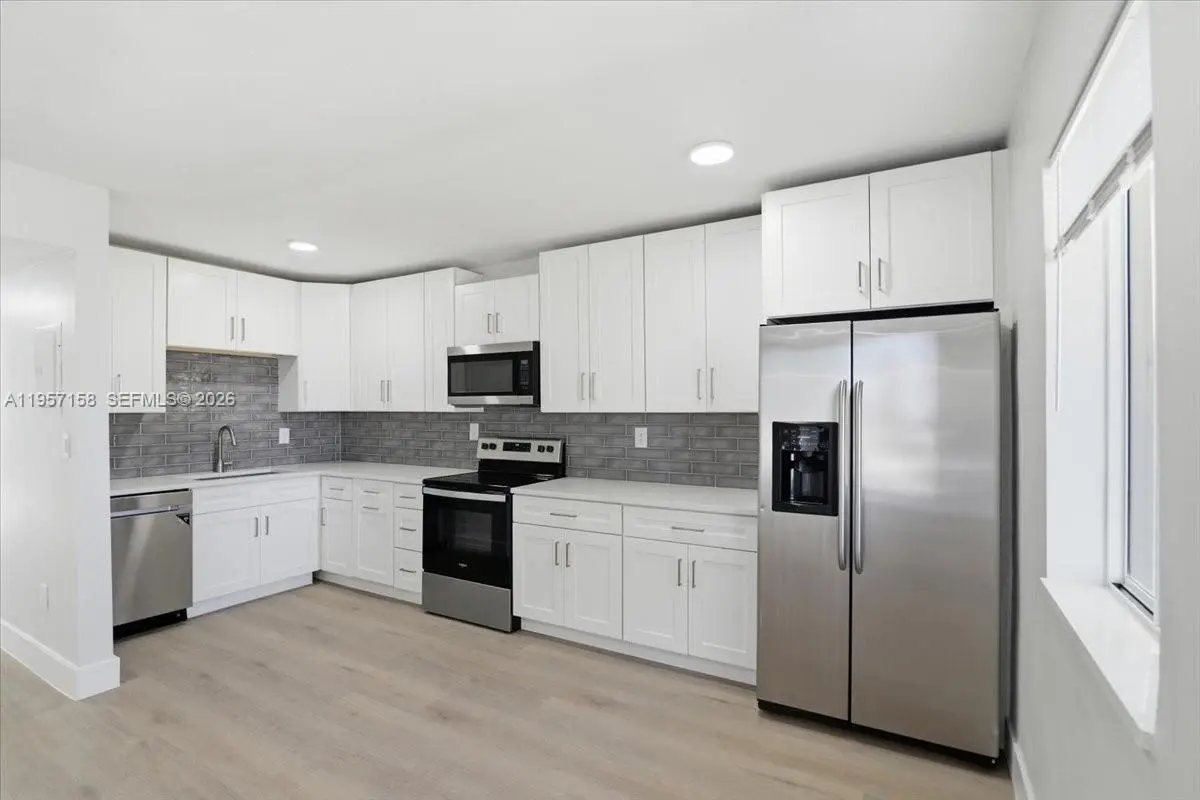 Photo of Listing #A11957158