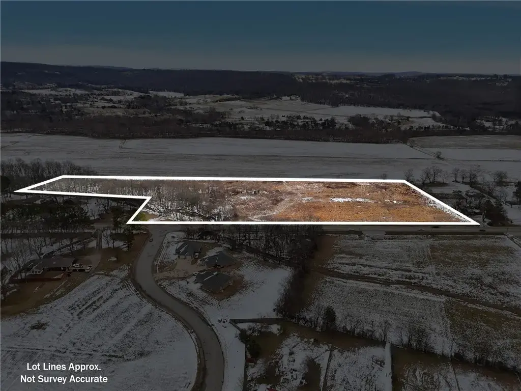 11.7ac N Center Street, Elkins