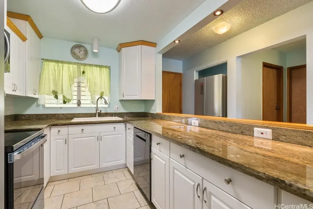 98-1372 Koaheahe Place # 18174, Pearl City