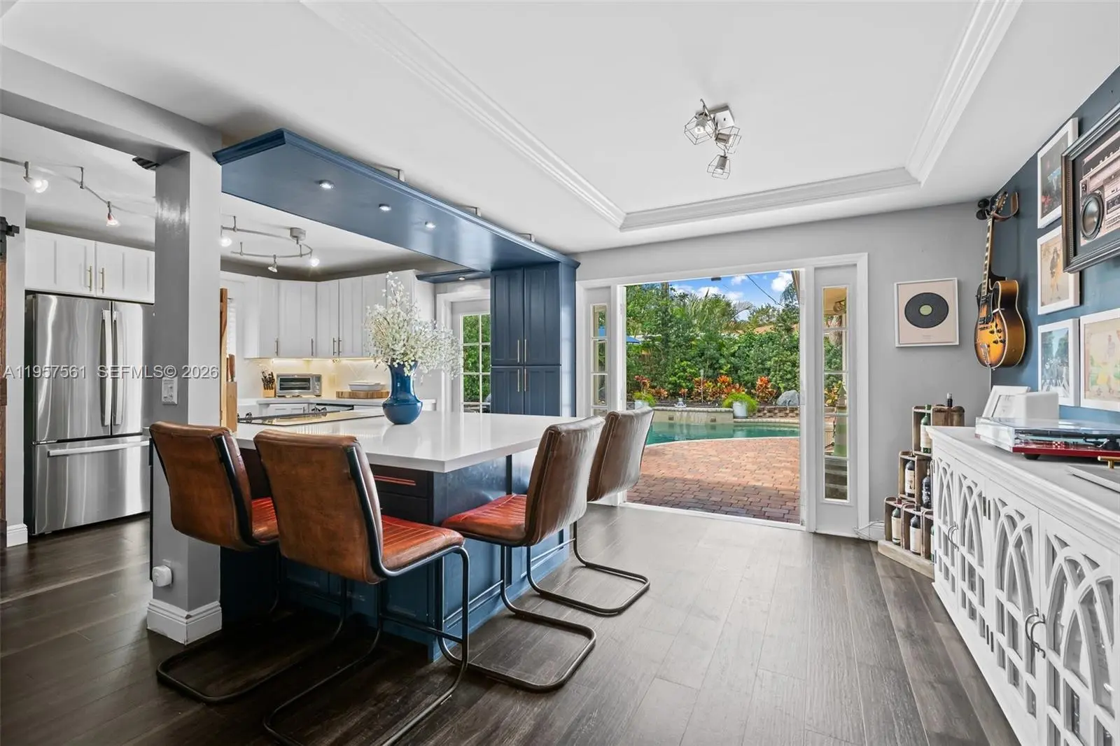 Photo of Listing #A11957561