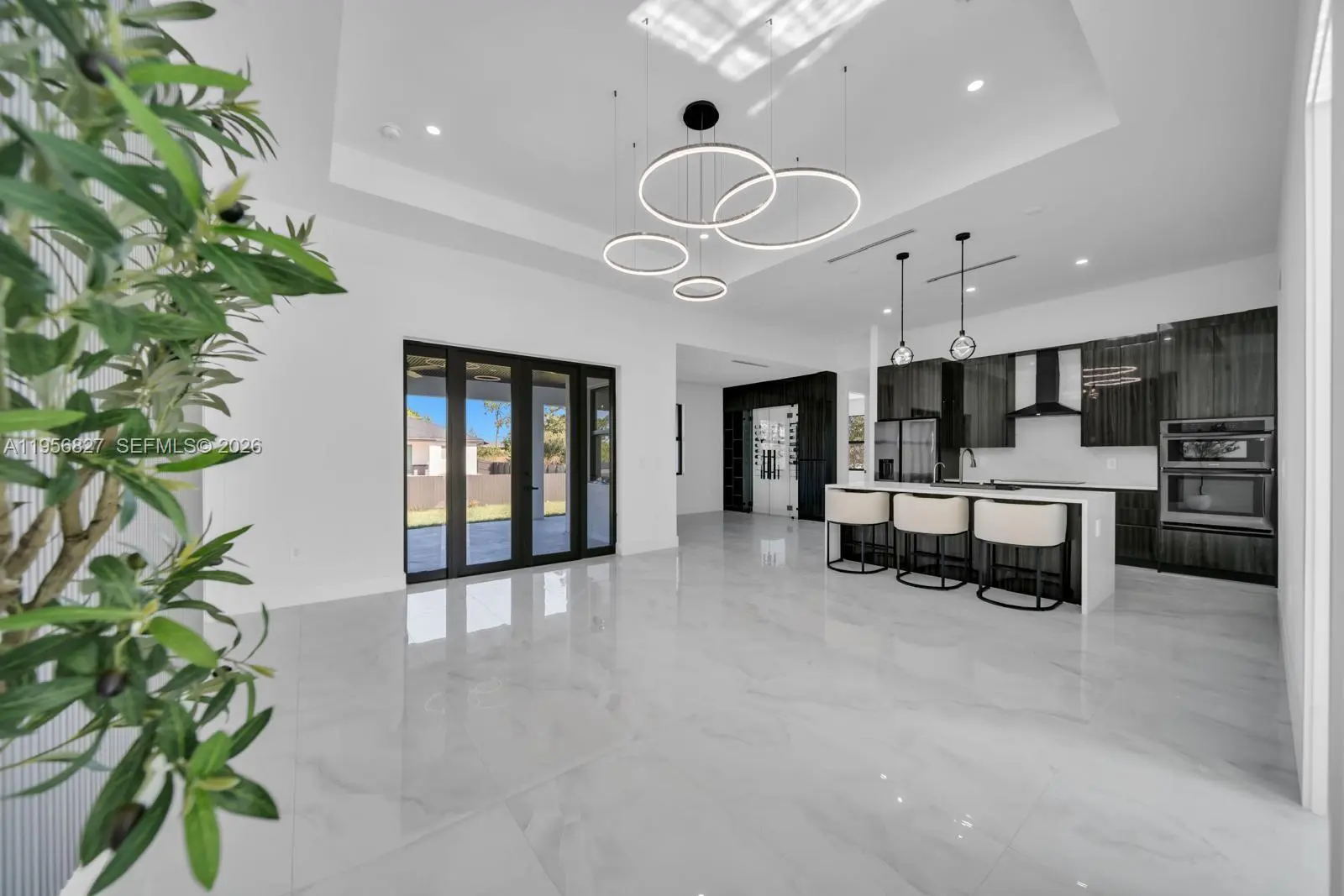 Photo of Listing #A11956827