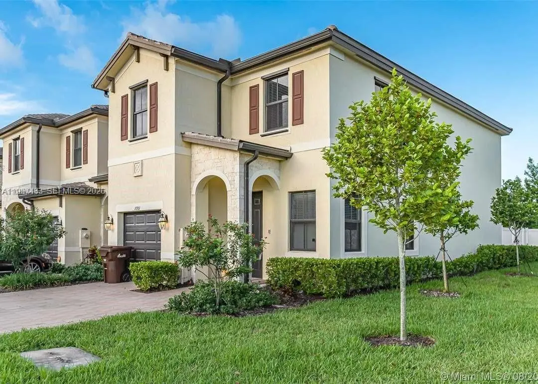 Photo of Listing #A11957433