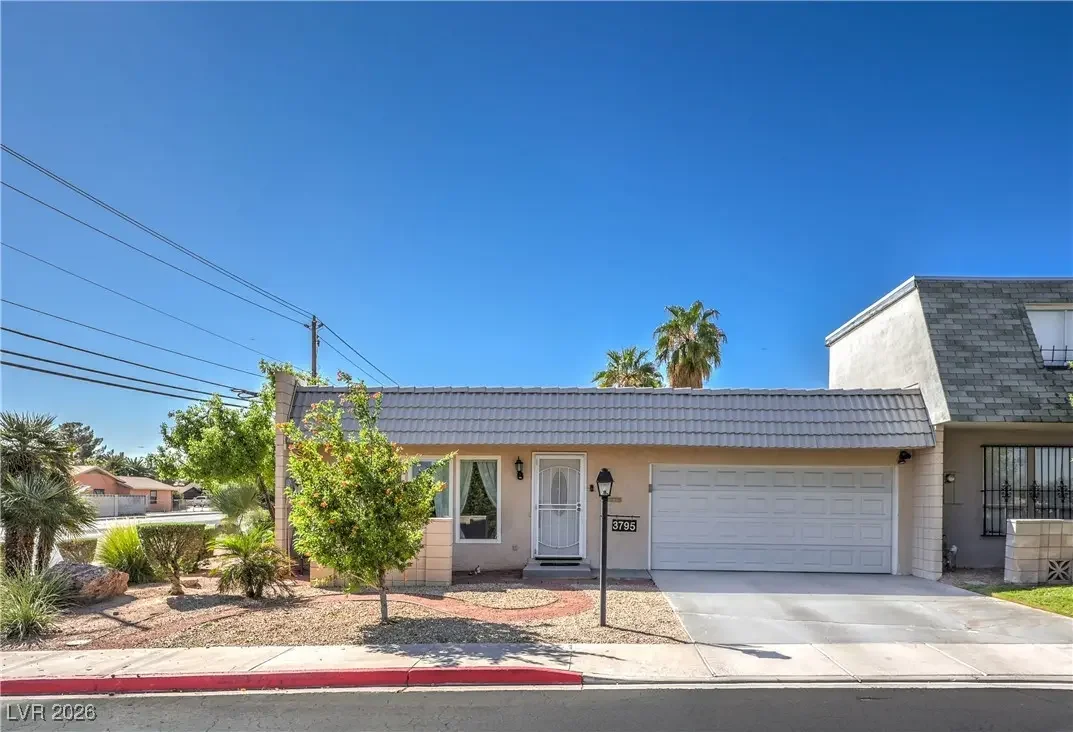 Photo of Listing #2752606