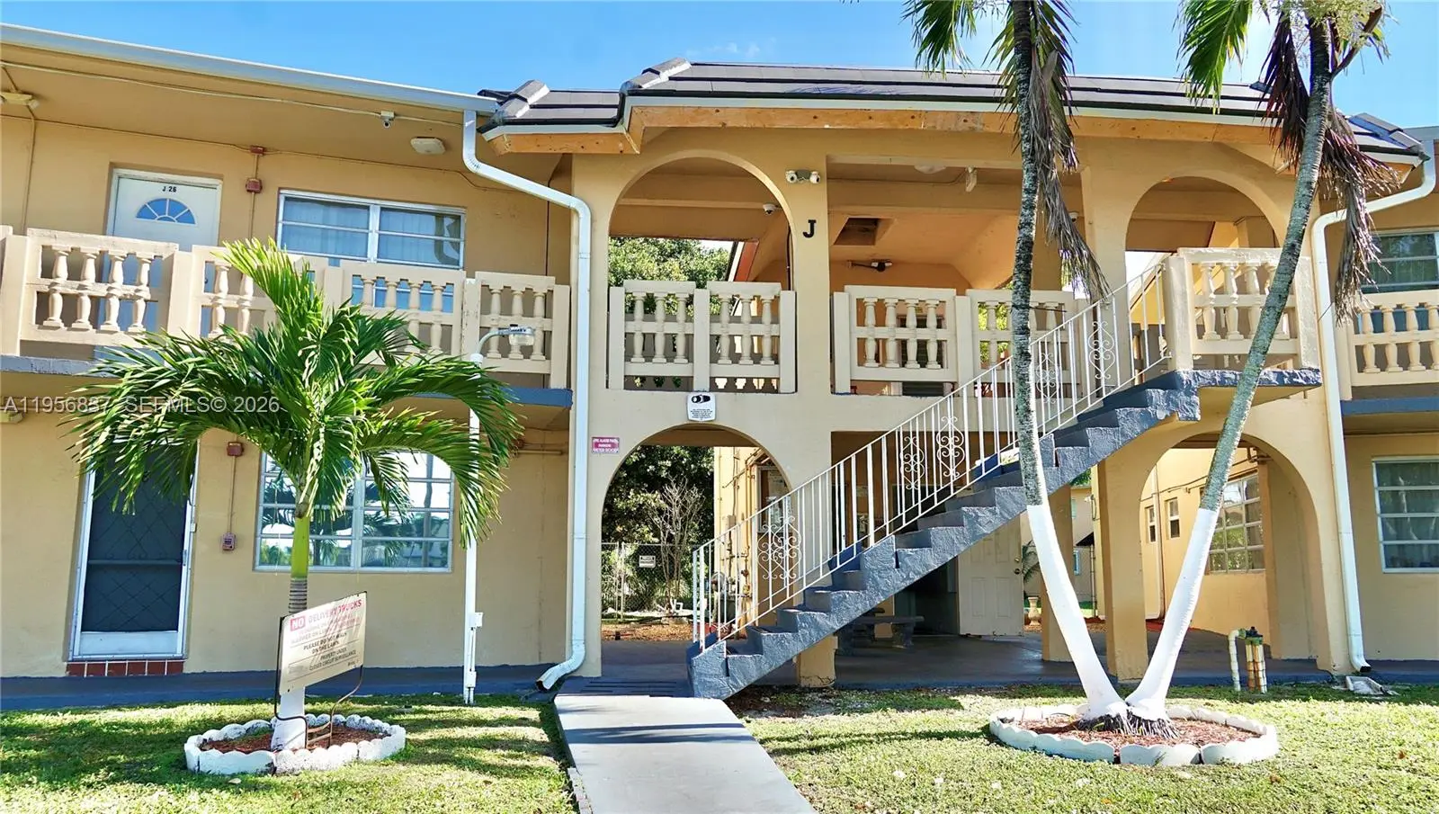 Photo of Listing #A11956837