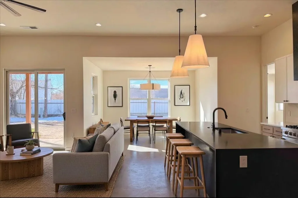 308 Mullen Road Ne, Albuquerque