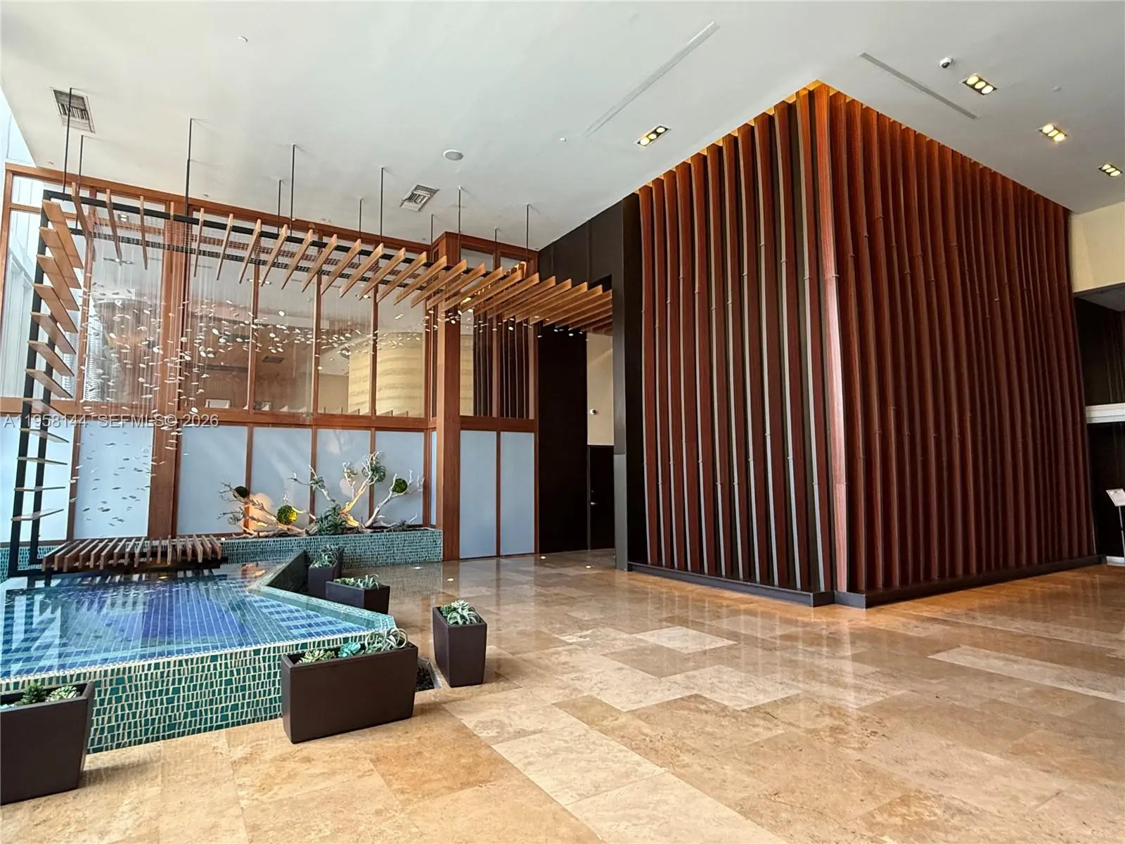 Photo of Listing #A11958144