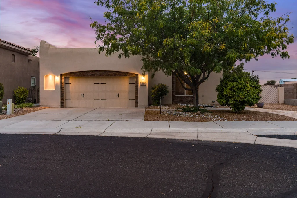 1301 Valle Lane Nw, Albuquerque