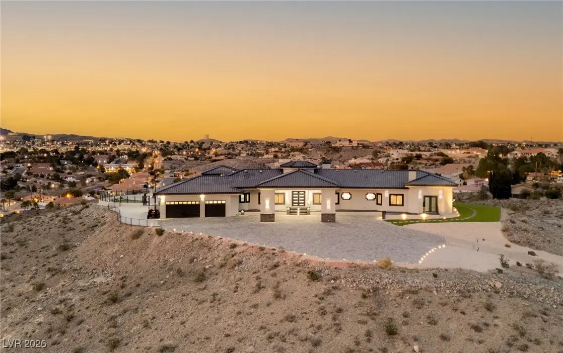 Photo of Listing #2742581