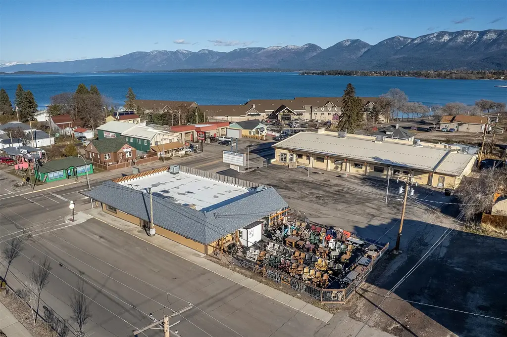 201 2nd Street E, Polson