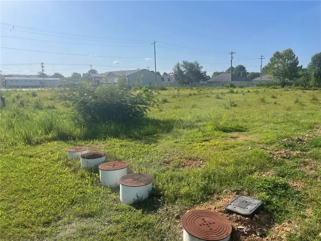 2117 N Center Street, Elkins