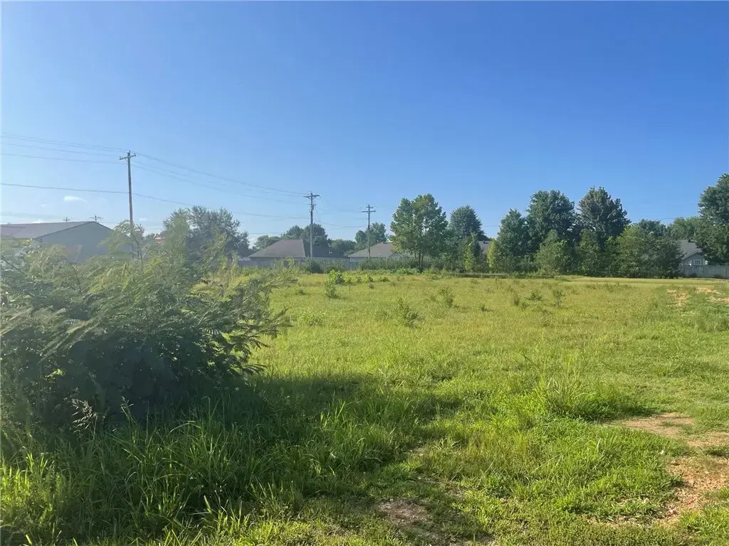 2119 N Center Street, Elkins