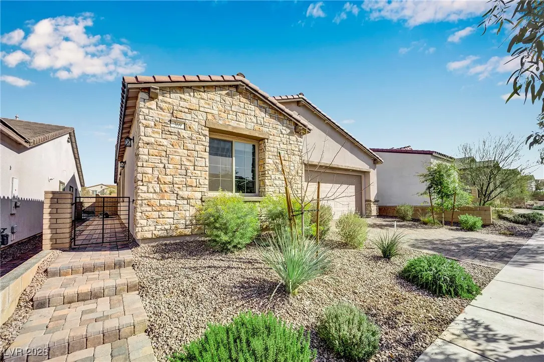 Photo of Listing #2753534