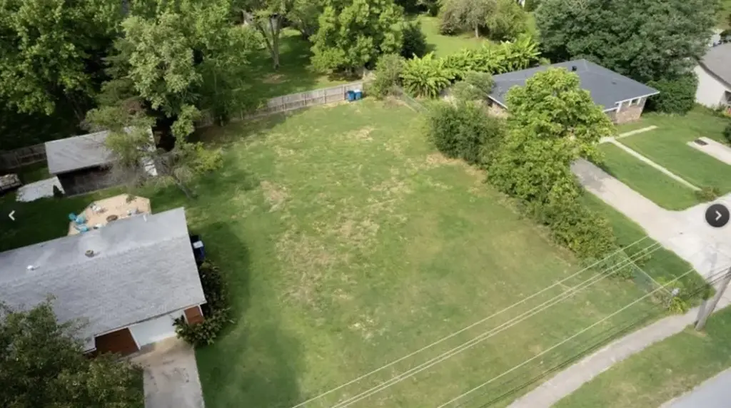 803 Ne 2nd Street, Bentonville