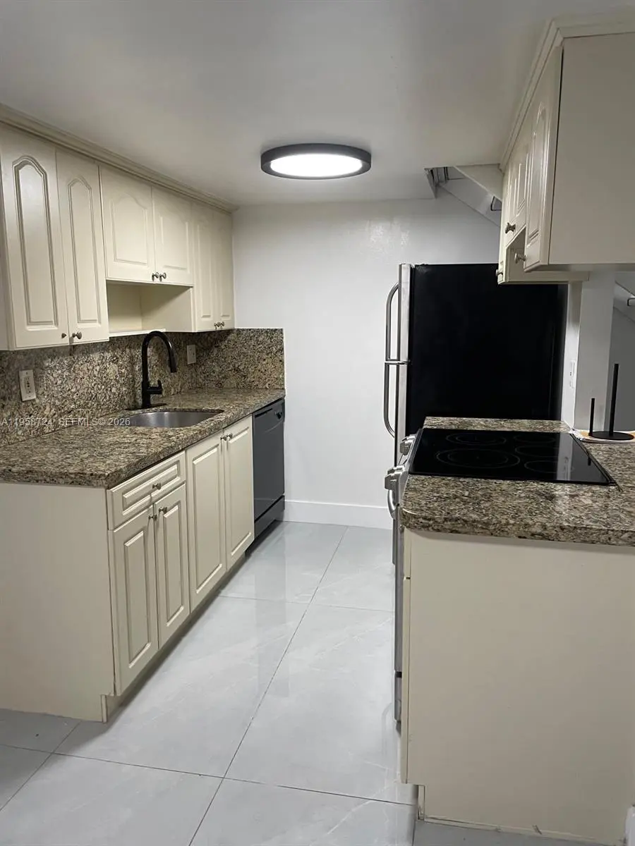 Photo of Listing #A11958724