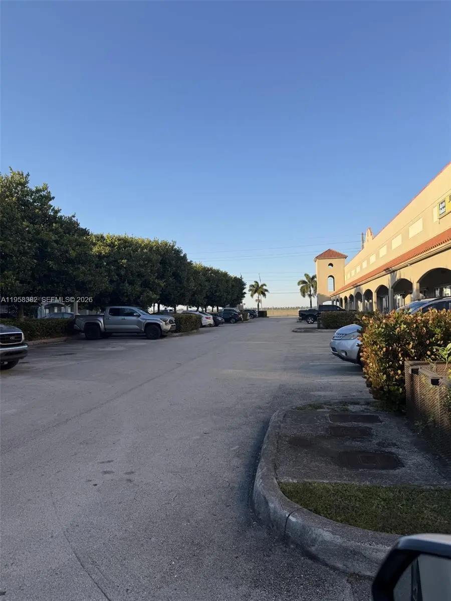 Photo of Listing #A11958382