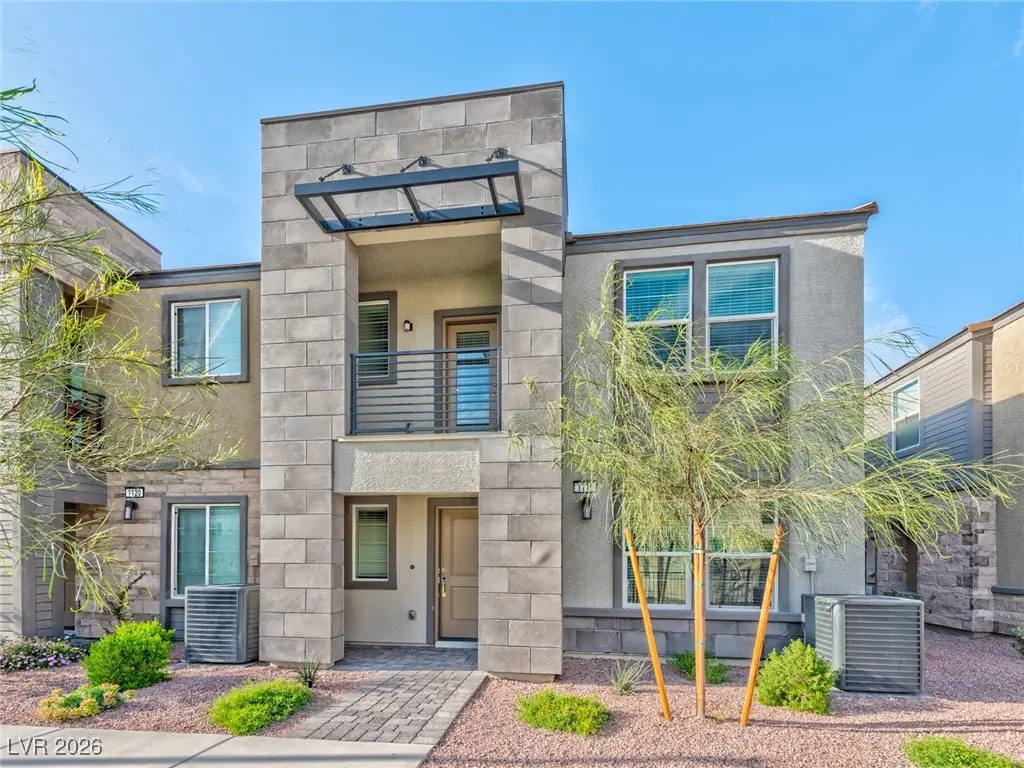 Photo of Listing #2749579