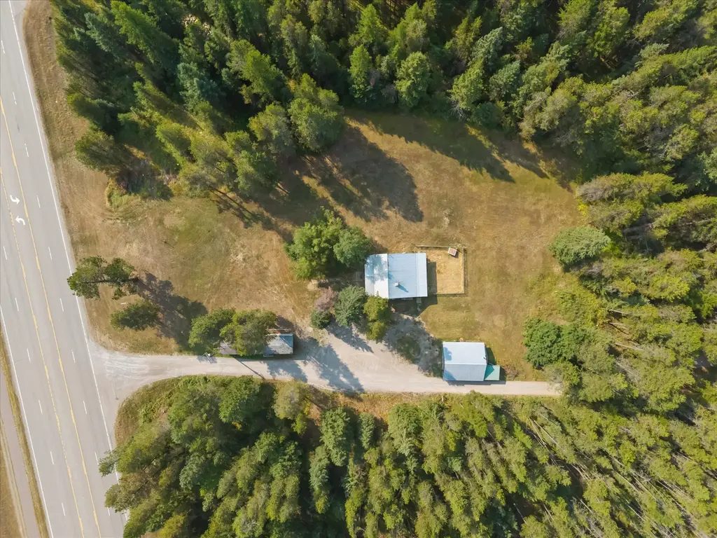 9590 Us Hwy 2 E, Martin City