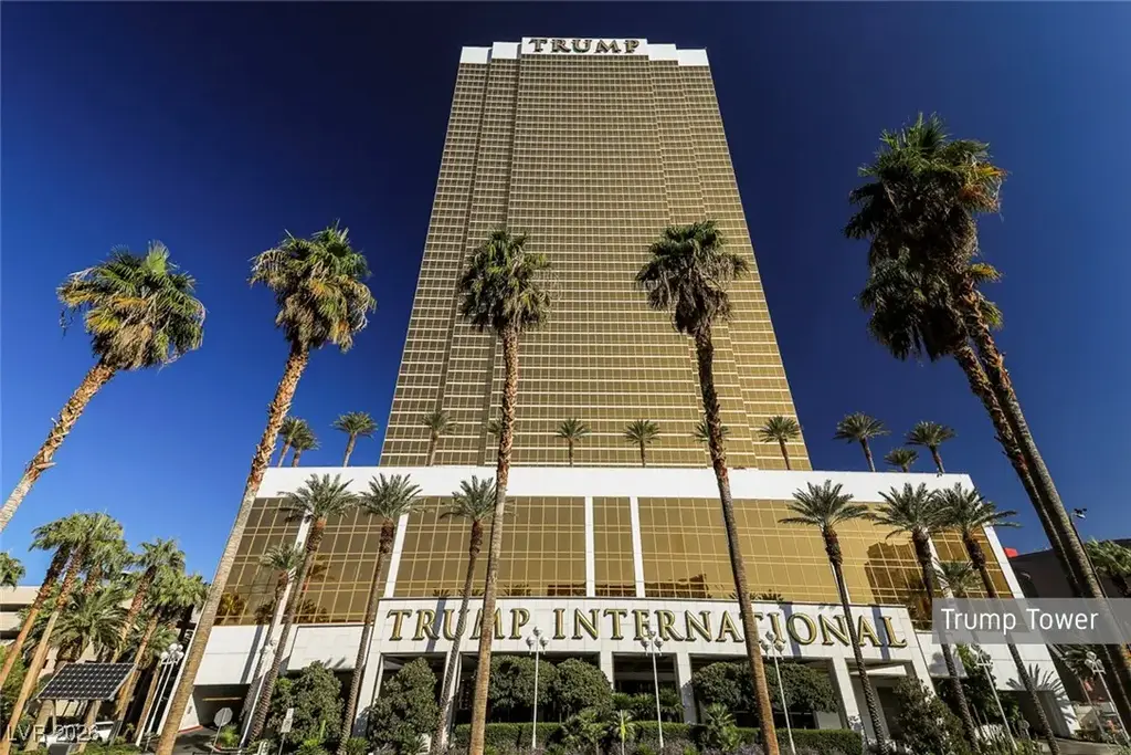 2000 N Fashion Show Drive 5220, Las Vegas