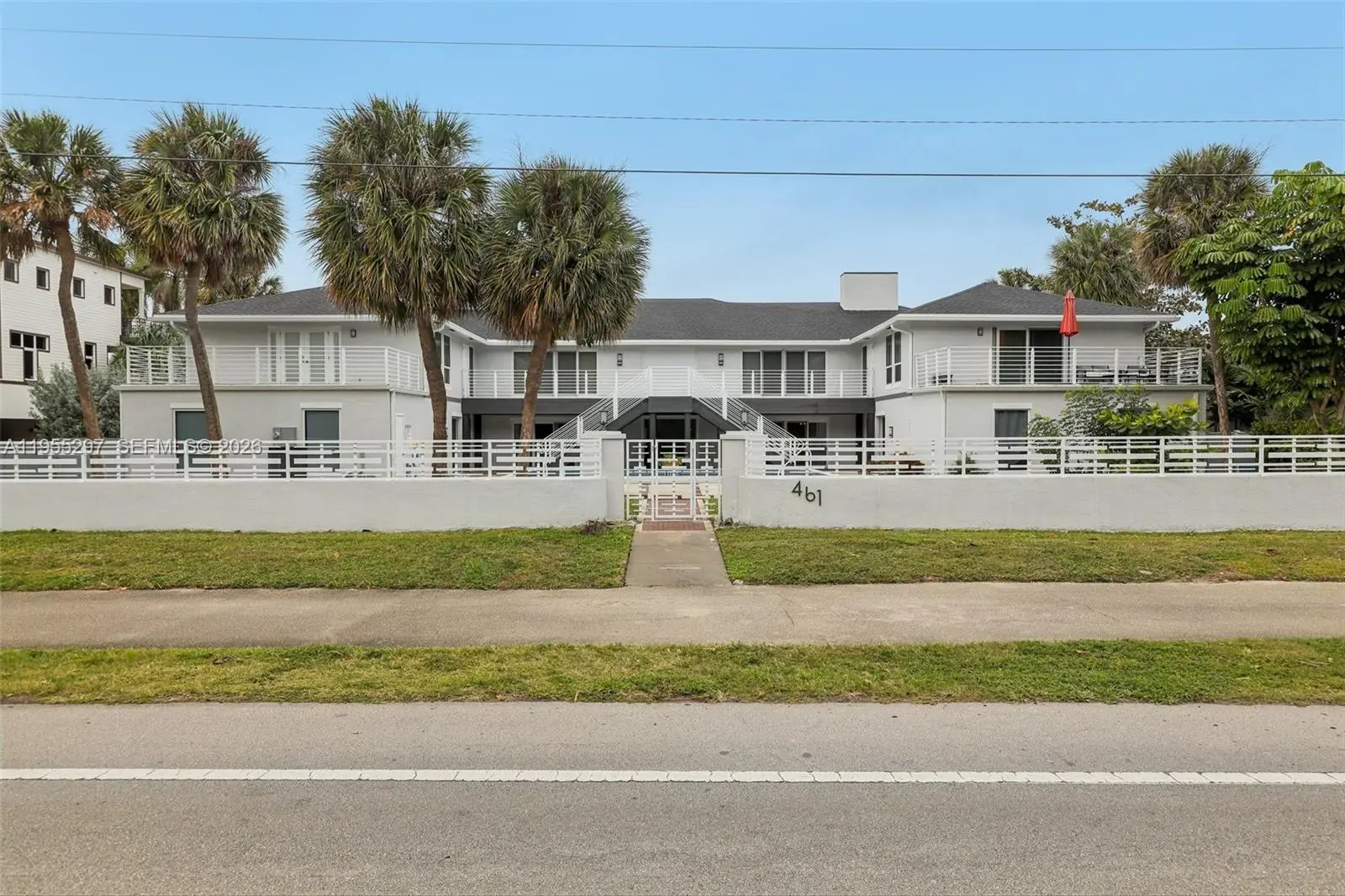 Photo of Listing #A11955297