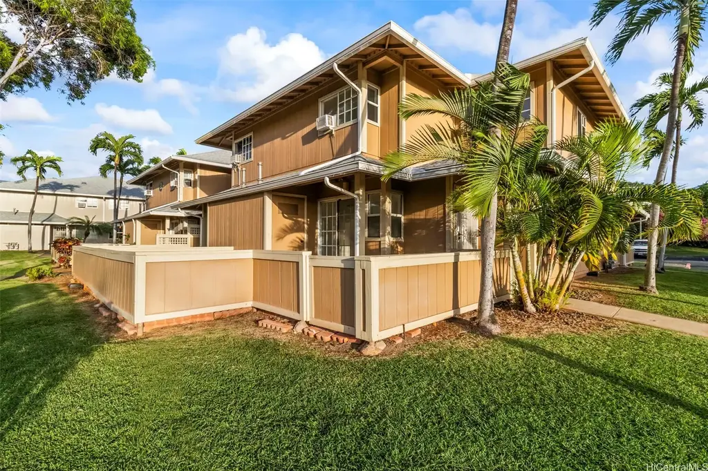 91-1008 Makaaloa Street # 3e, Ewa Beach