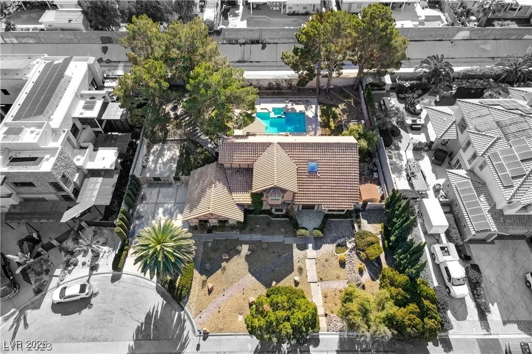 Photo of Listing #2752749