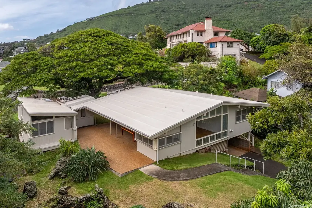 2400 Parker Place, Honolulu