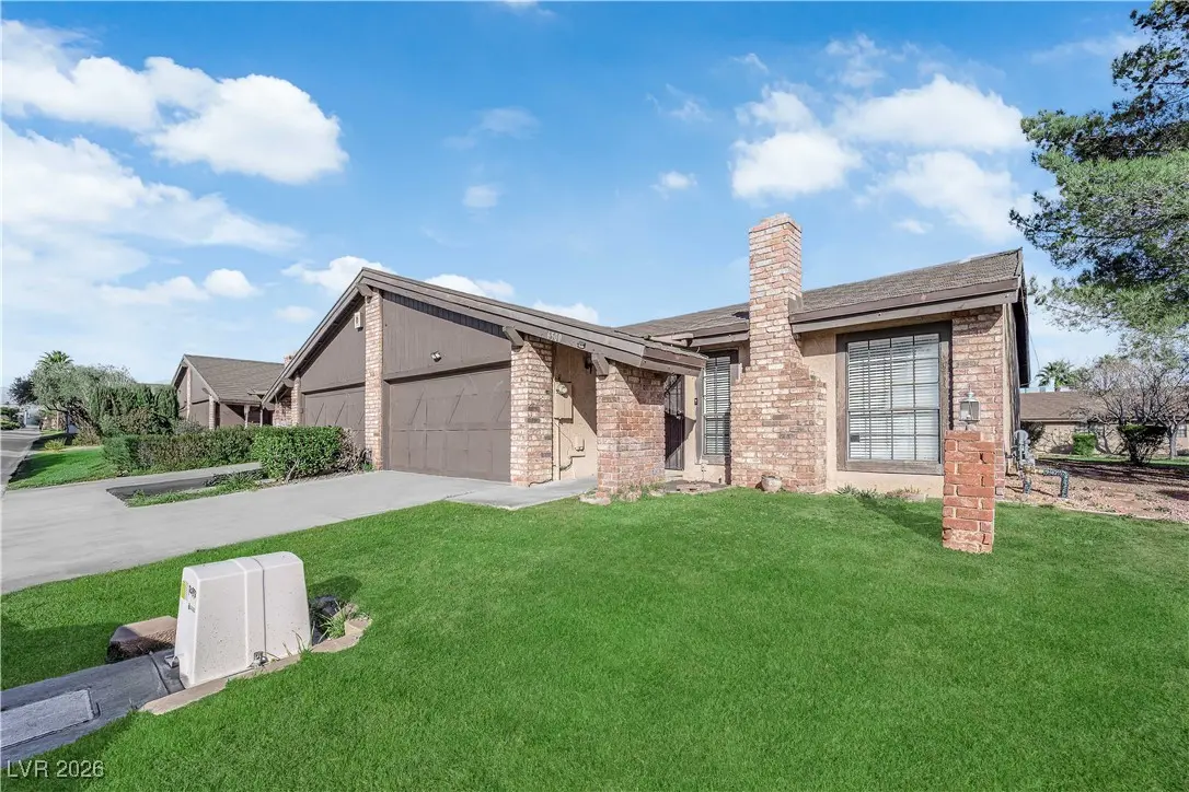 Photo of Listing #2754047