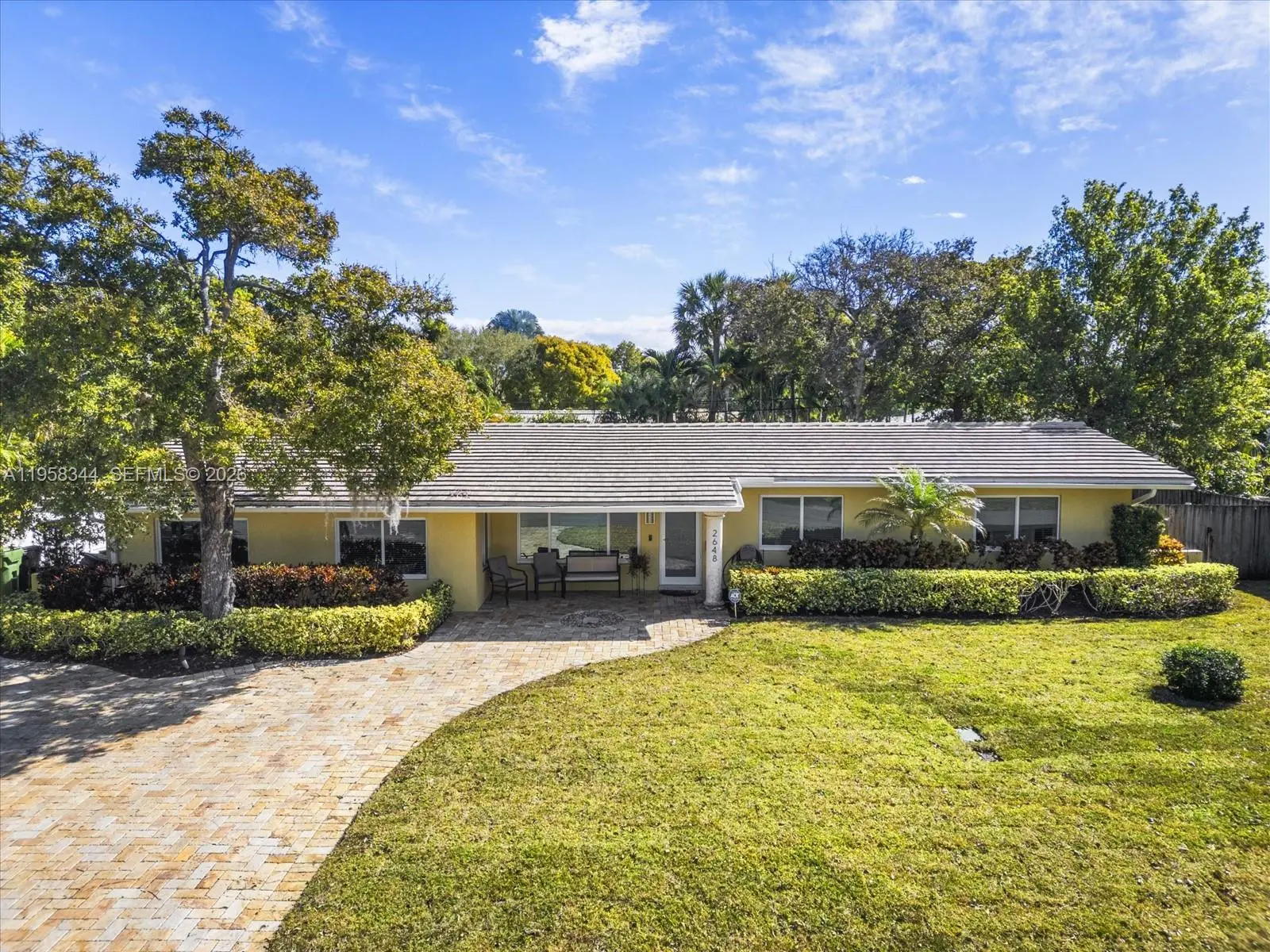 Photo of Listing #A11958344