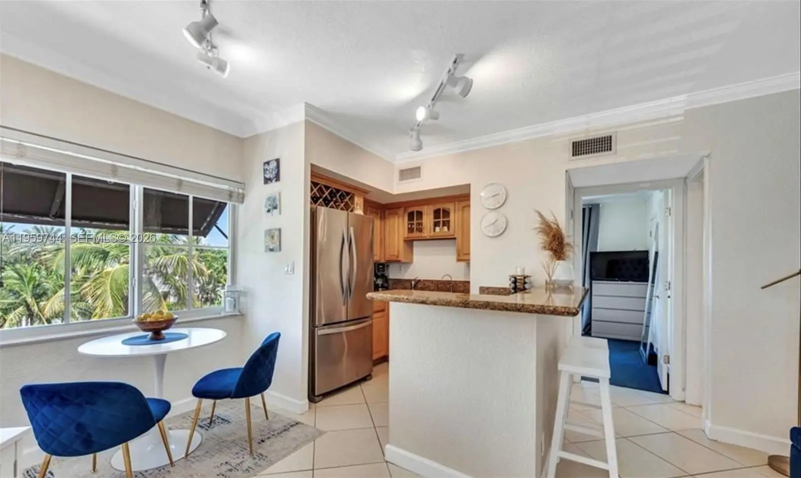 Photo of Listing #A11959744