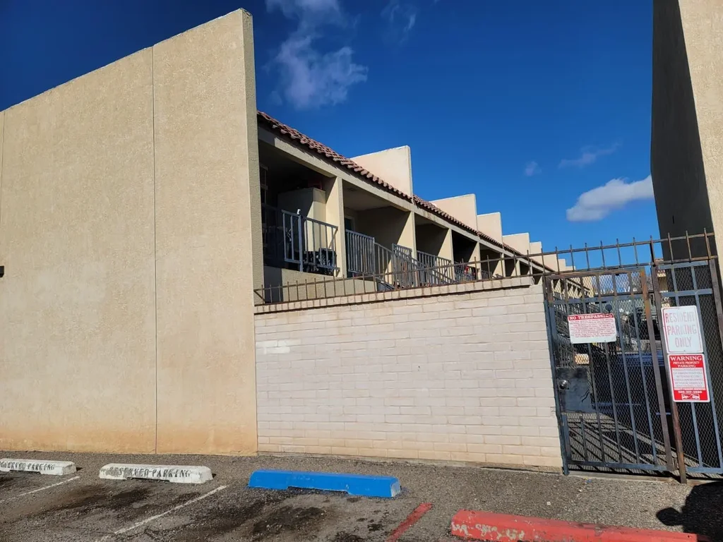 1025 Valencia Drive Se Apt 25, Albuquerque