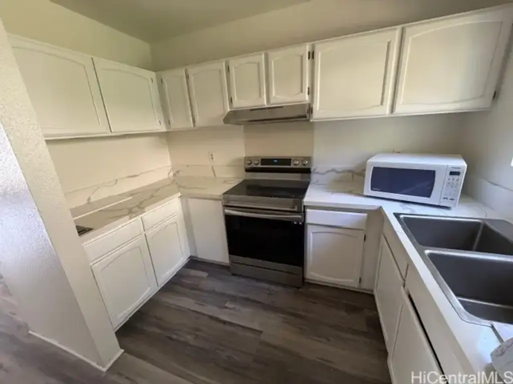44-098 Ikeanani Drive # 724, Kaneohe