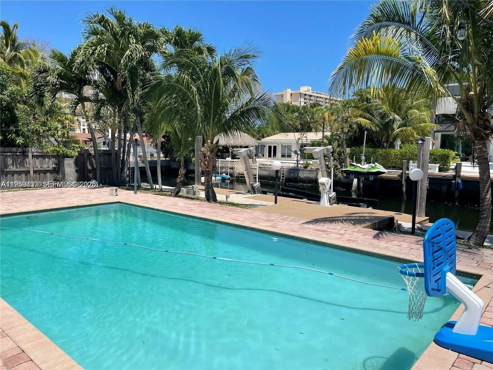 Photo of Listing #A11959433