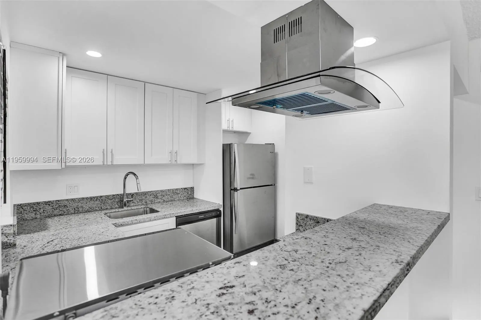 Photo of Listing #A11959994