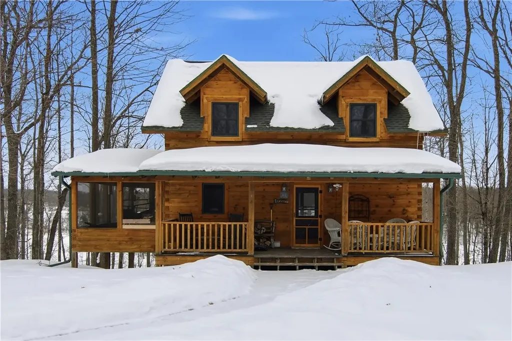 10471 N Scarlet Tanager Lane, Hayward