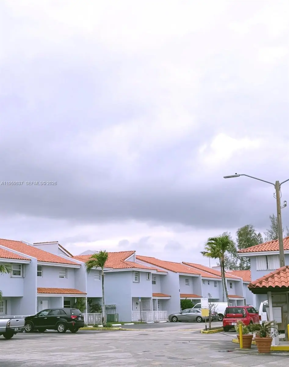 Photo of Listing #A11959837