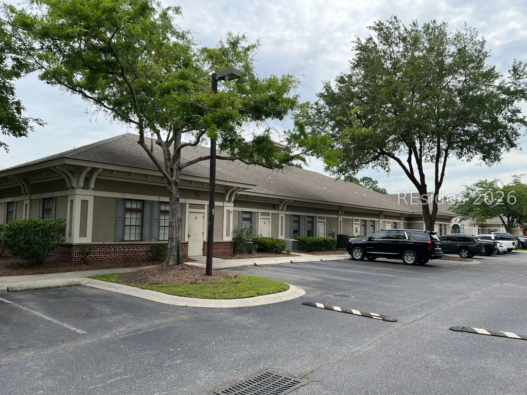 14 Oak Forest Road 100d, Bluffton