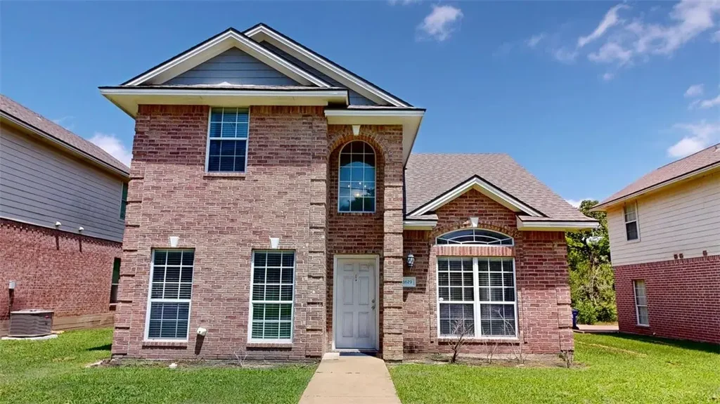 1619 Park Place, College Station