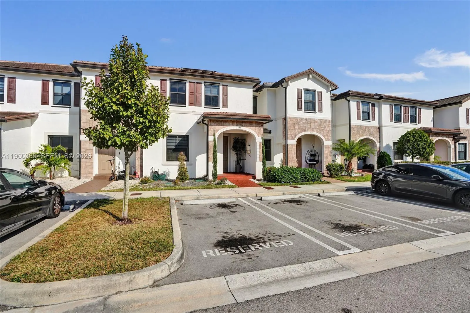 Photo of Listing #A11960369