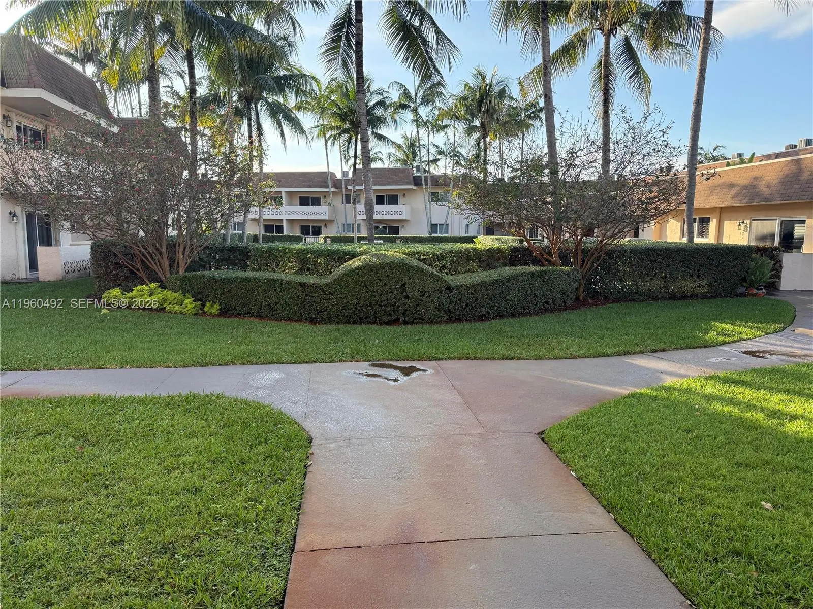 Photo of Listing #A11960492