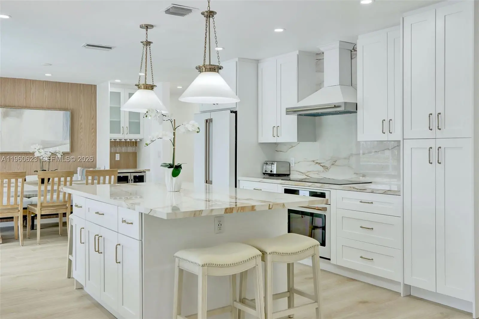 Photo of Listing #A11960623