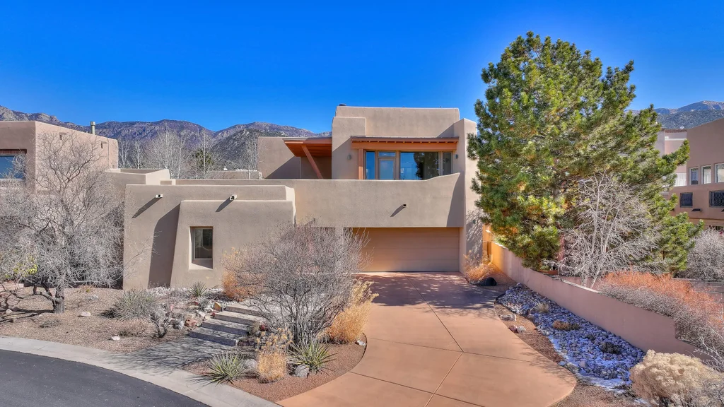 13251 Chaco Canyon Lane Ne, Albuquerque
