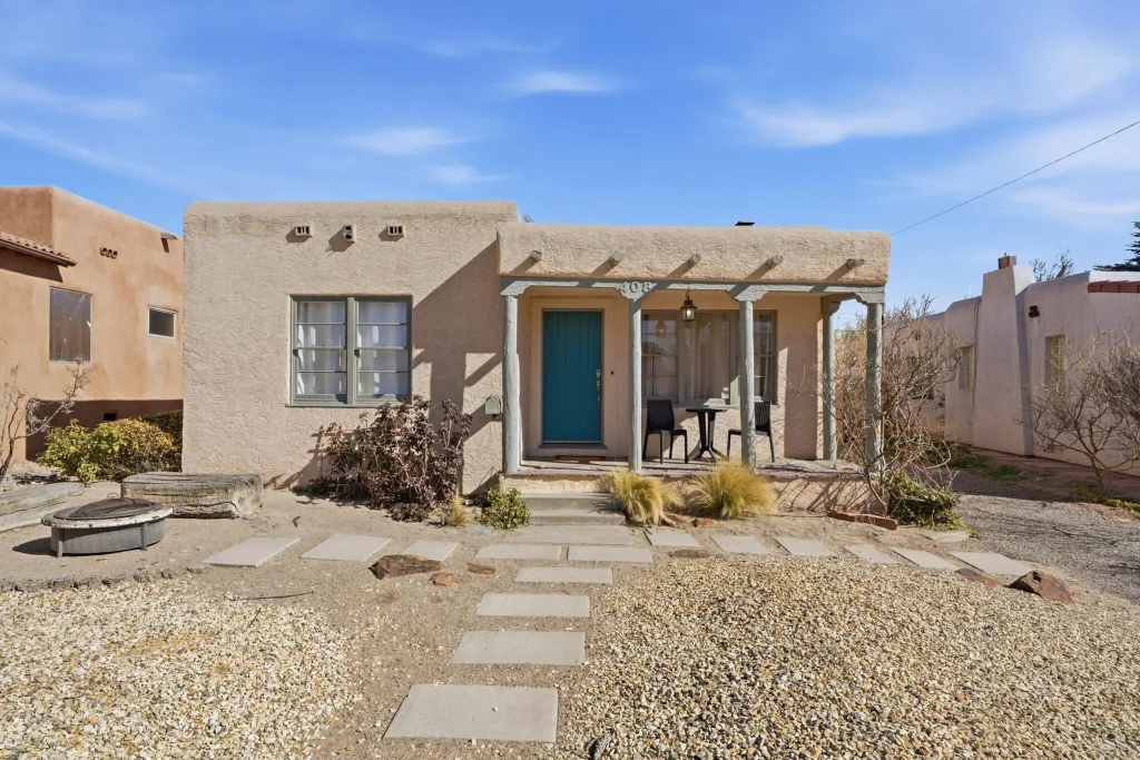 408 Amherst Drive Se, Albuquerque