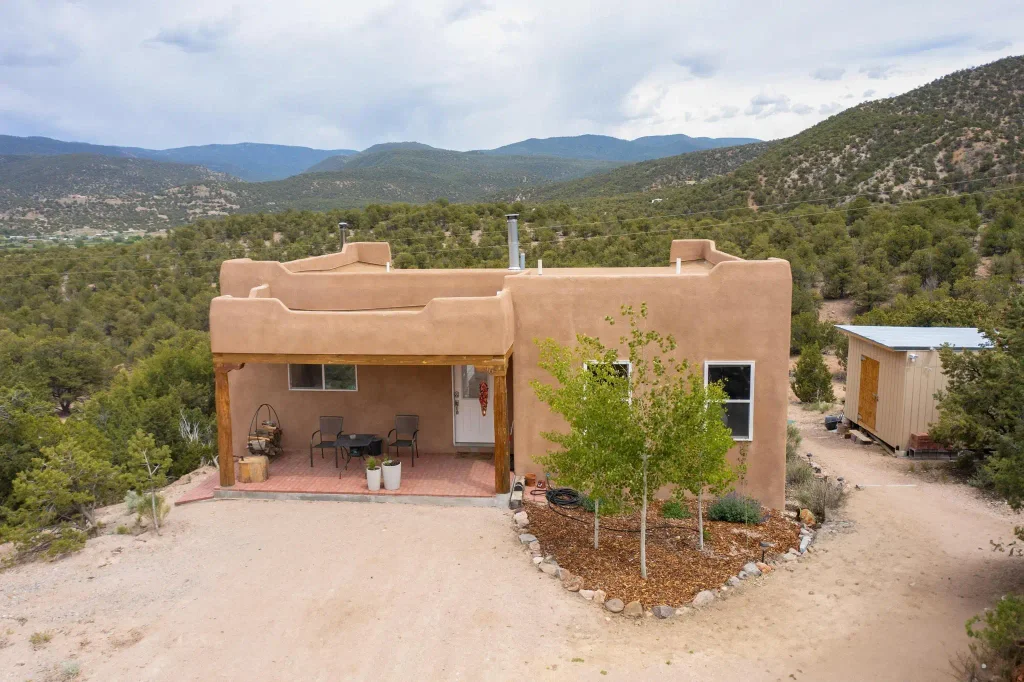 46 Tatanka Trail, Ranchos de Taos