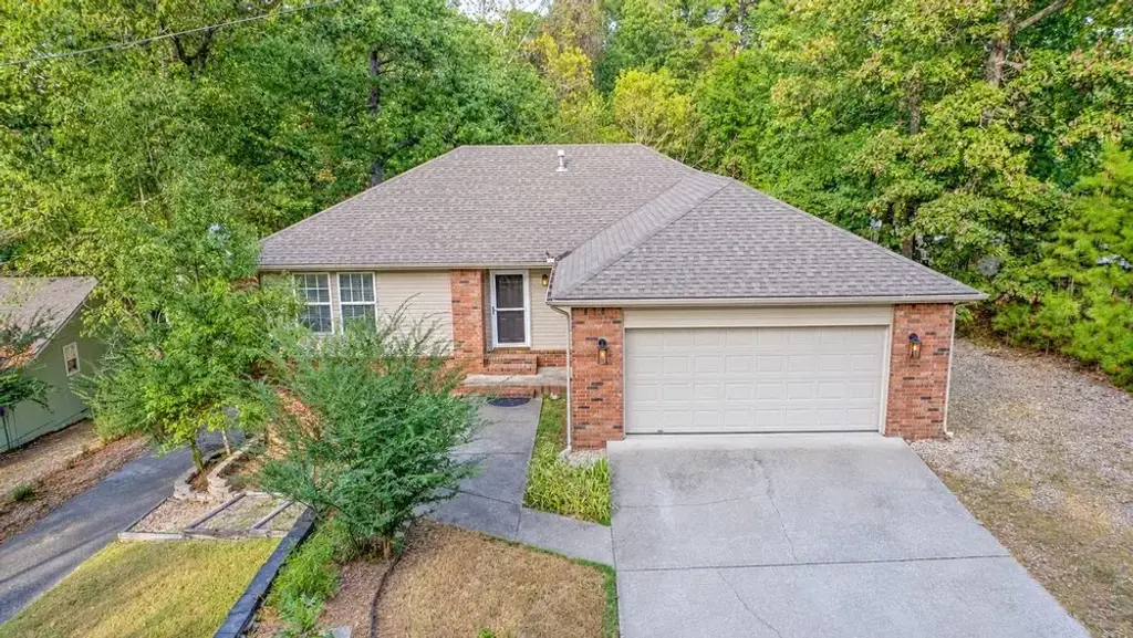 2 Millom Lane, Bella Vista