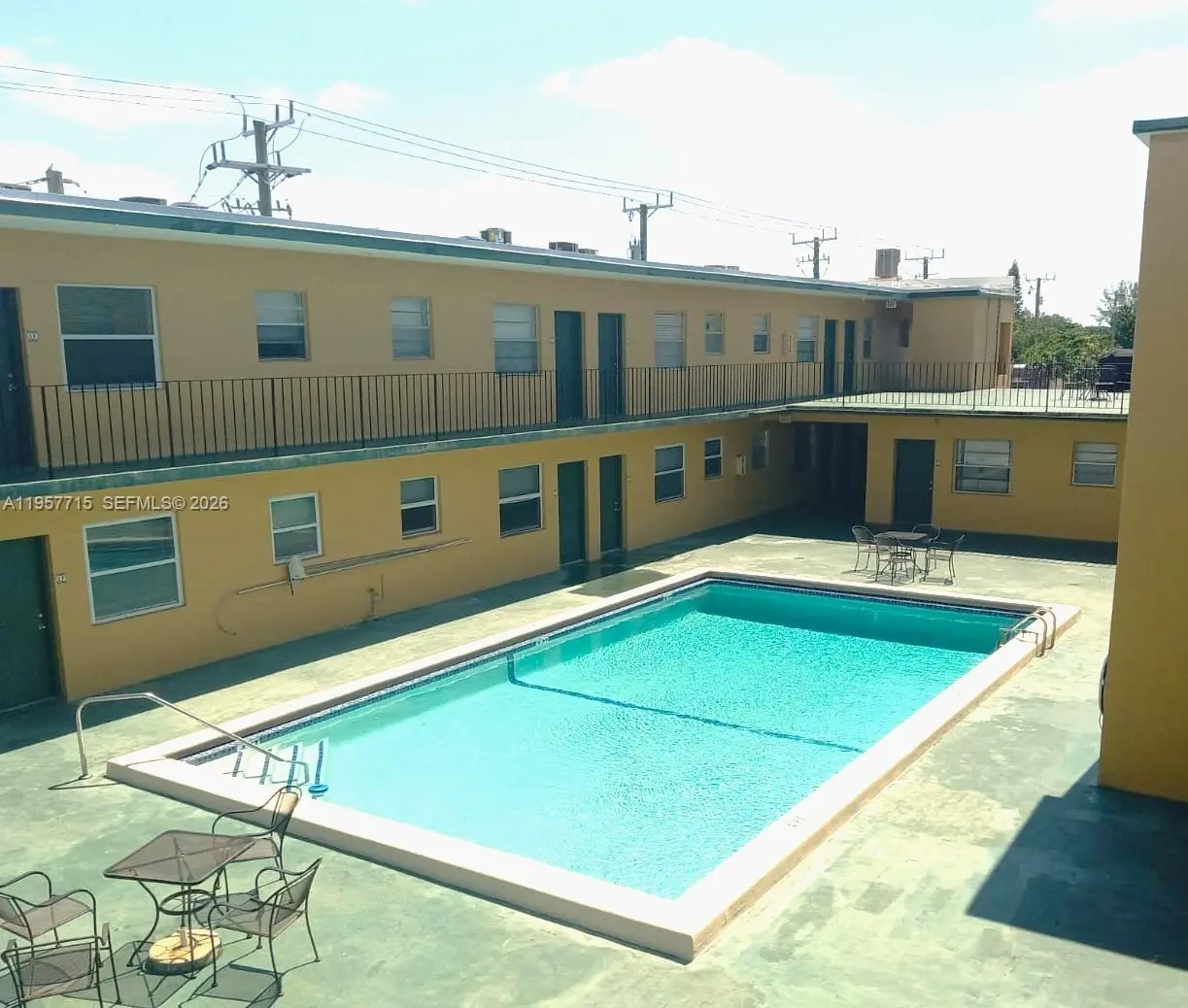 Photo of Listing #A11957715