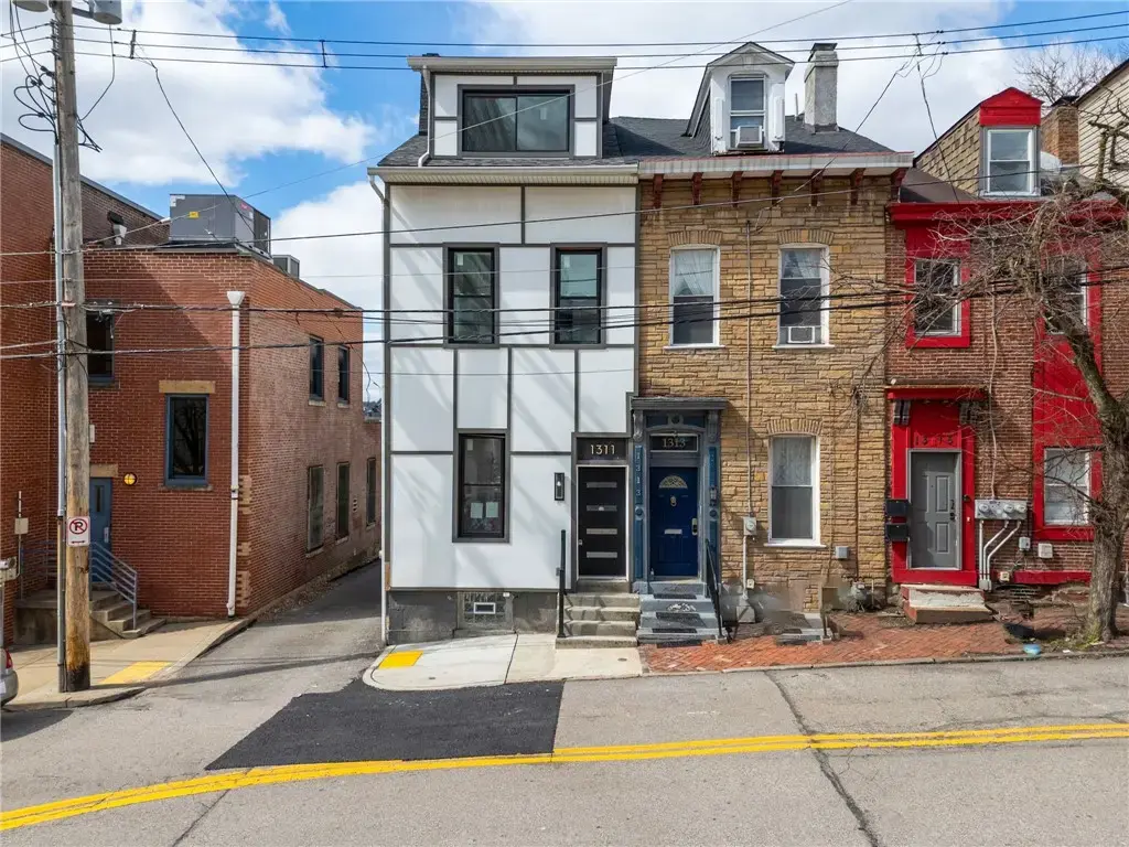 1311 Sandusky Street, Central North Side