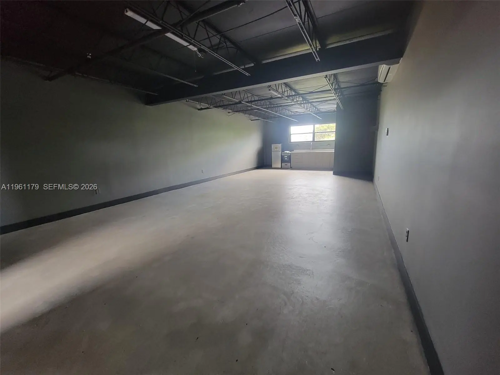 Photo of Listing #A11961179